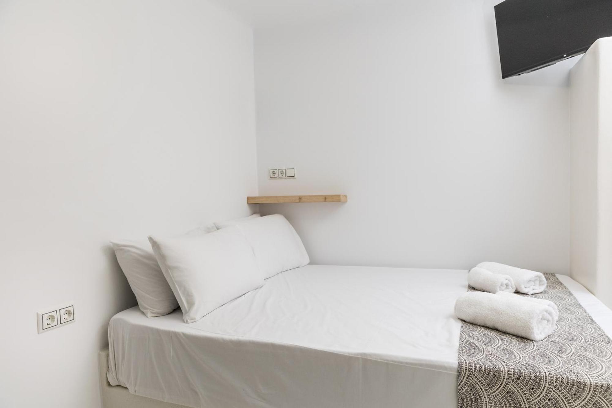 Naxos Downtown Apartments & Suites Naxos City Номер фото
